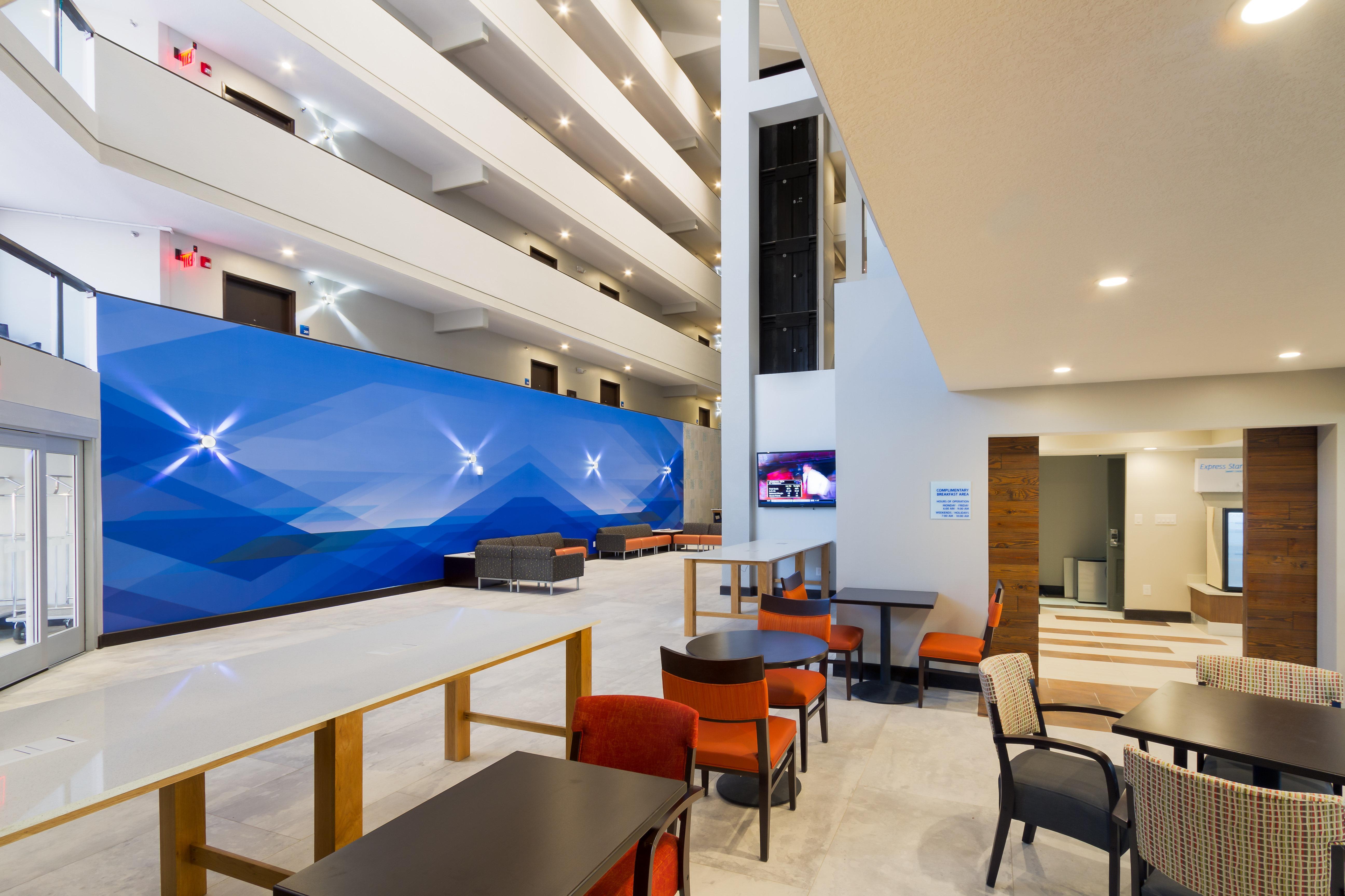 Express & Medical - Six Flags By Ihg 3* San Antonio