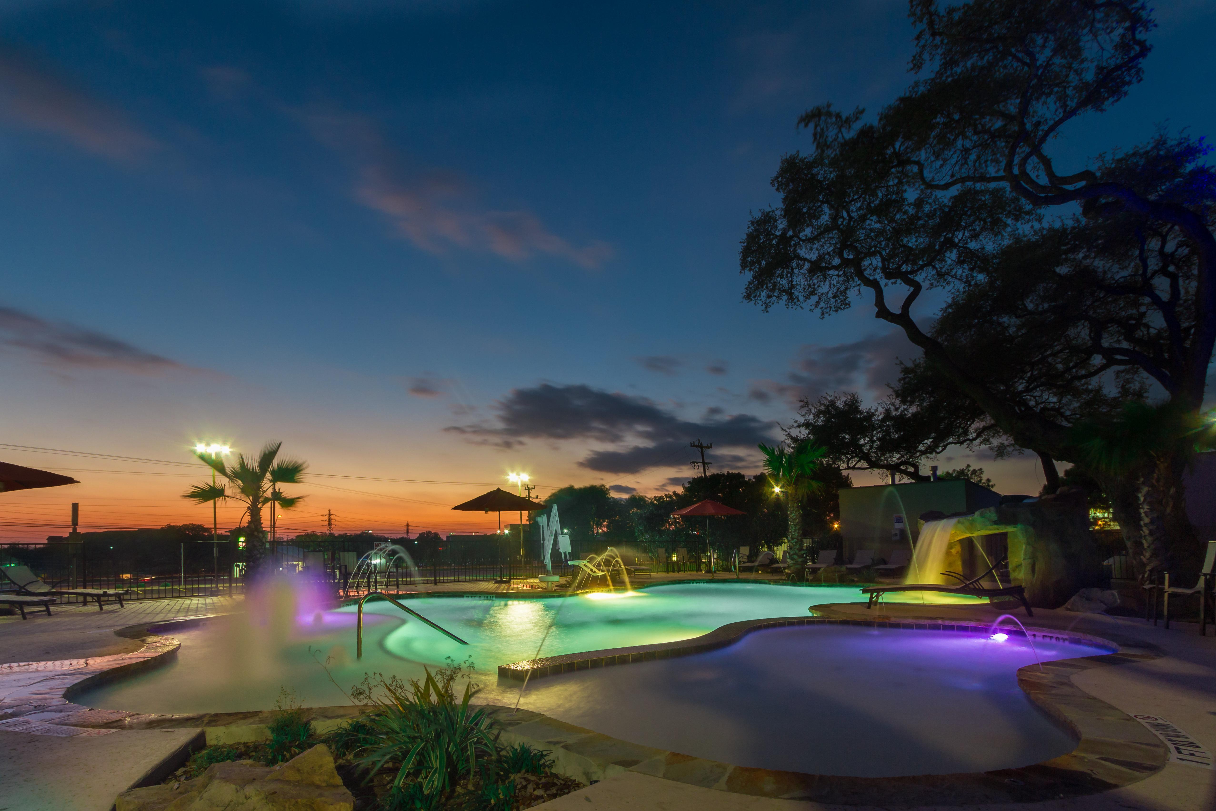 Express & Medical - Six Flags By Ihg San Antonio