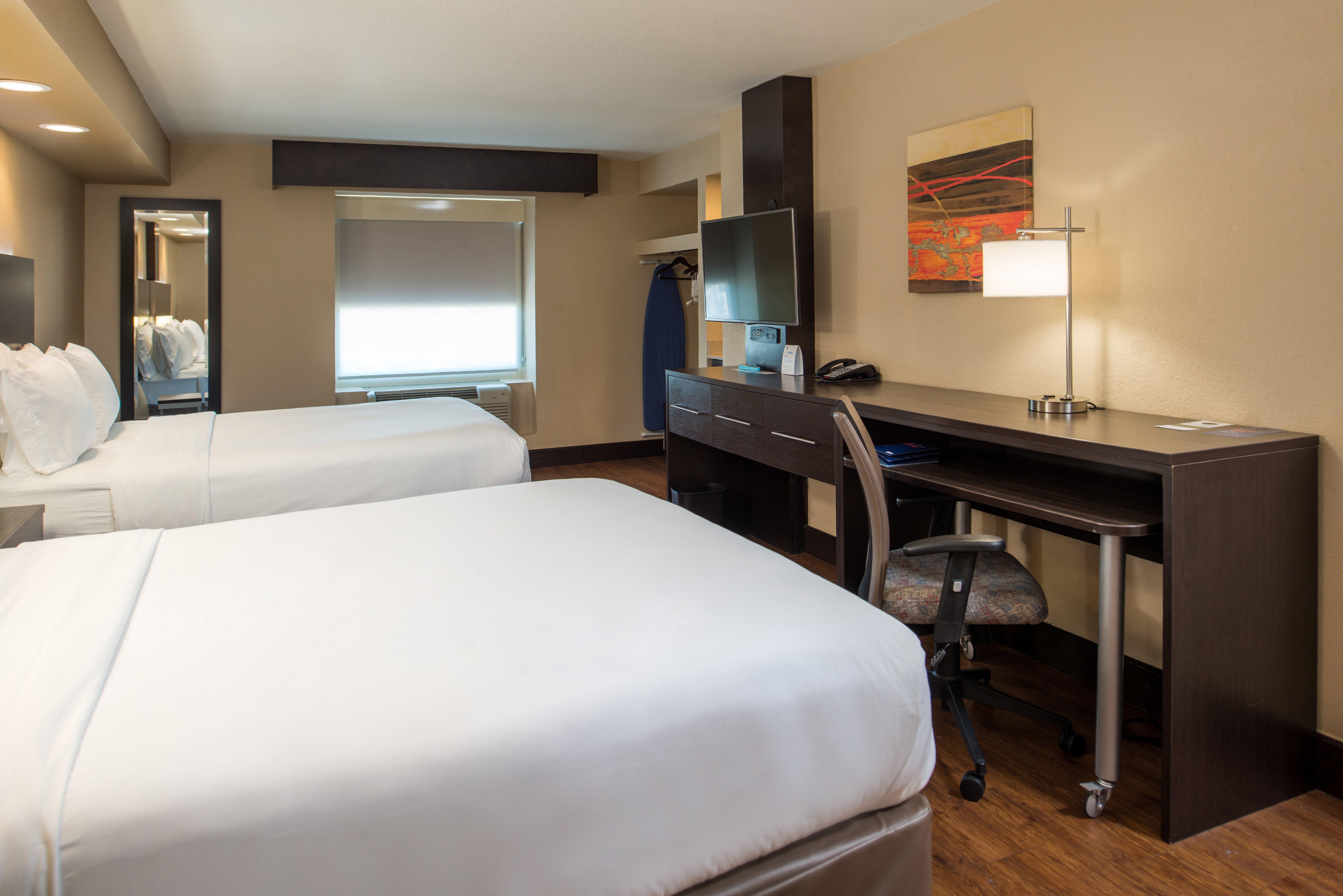 Express & Medical - Six Flags By Ihg 3* San Antonio